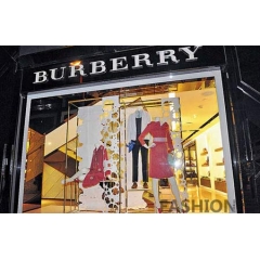 Burberry博柏利香港店90万港元鳄鱼皮衣瞬间被盗