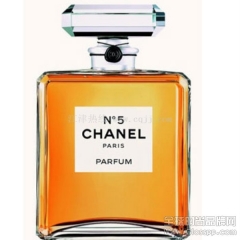 Chanel跌出全球香水排行前三 奢侈香水现年轻化新格局