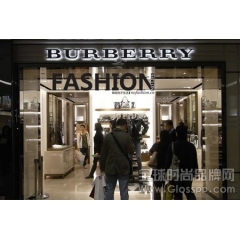 奢华老牌Burberry股价仍下跌 分析师称不值得投资