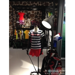 休闲服饰品牌乐卡克 驻宁波新店开幕亮点多