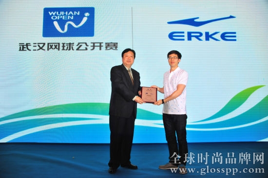 鸿星尔克签约为武汉网球公开赛提供官方服装