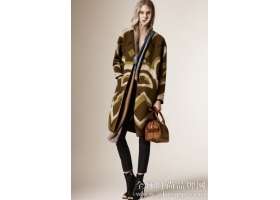 巴宝莉Burberry 2015早秋女装系列抢先看