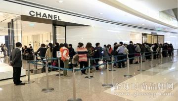 CHANEL降价这步棋 分析师们认为走对了