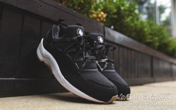 Nike Air Huarache Light 黑/生胶底 现已发售