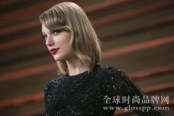 泰勒•斯威夫特（Taylor Swift）为中国市场设计时尚服饰