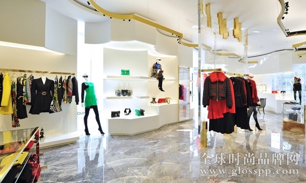 Versace正式重返日本市场  大中华地区占公司业务38%