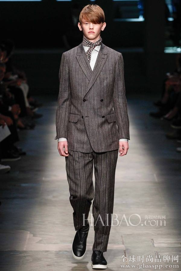 2015春夏米兰男装周杰尼亚 (Ermenegildo Zegna) 秀场