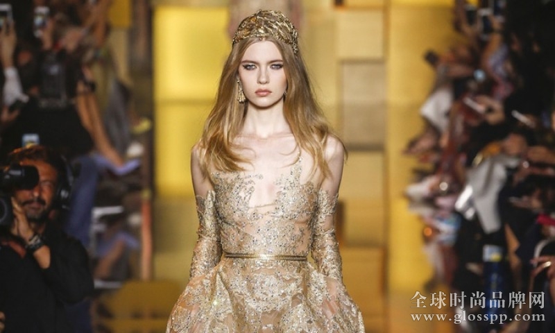 Elie-Saab-Fall-2015-Haute-Couture18-800x480