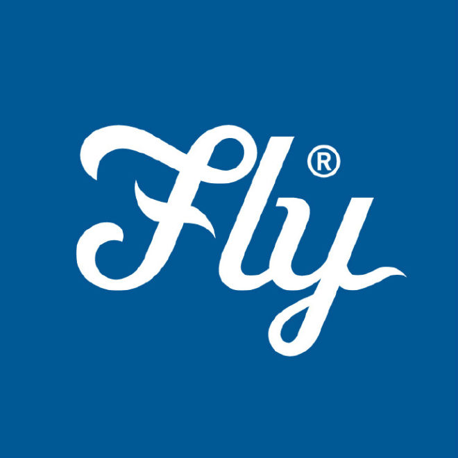 Fly 成立于 1999 年，是上海的第一家专业滑板店
